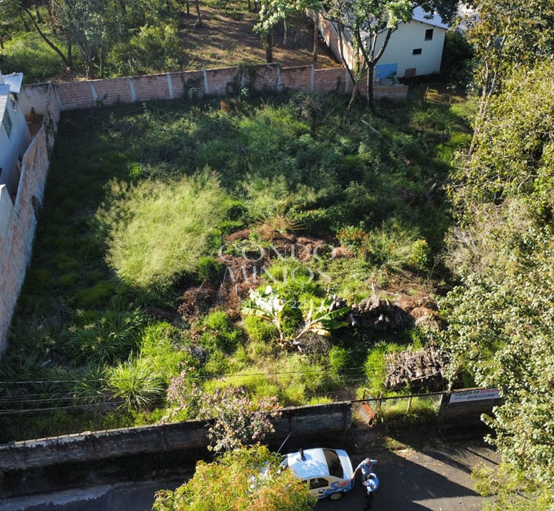 Lote 360m² – Ipê