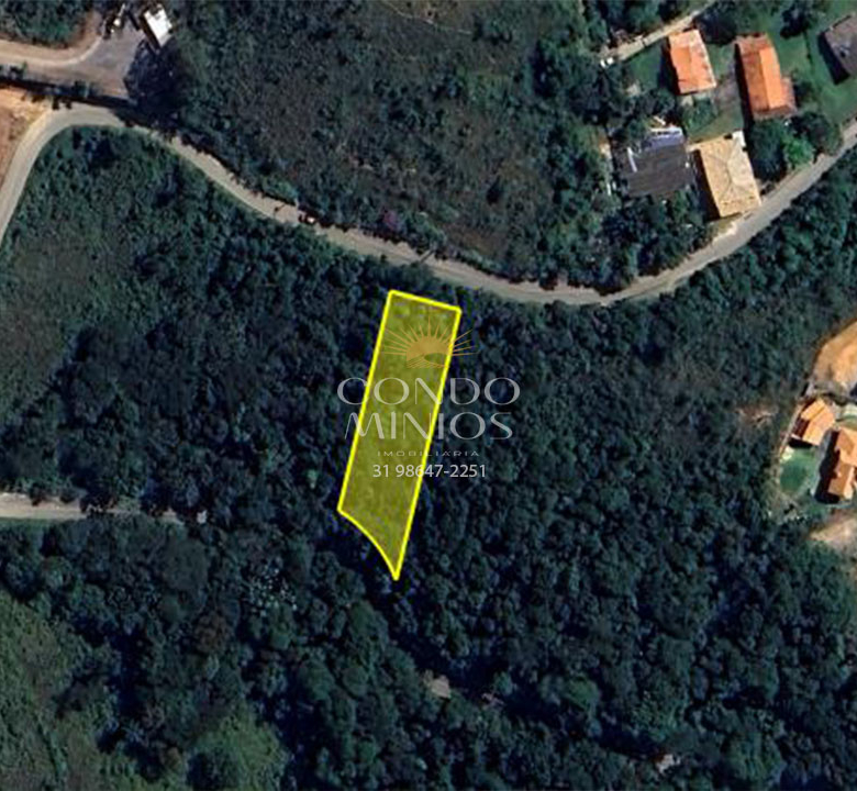Lote 1.298m² – Pau Pombo